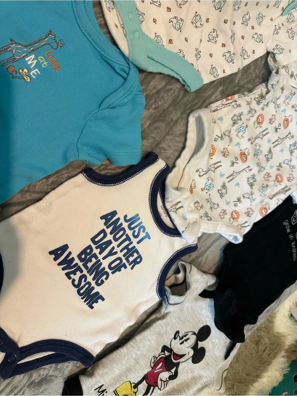 5/$25 Newborn onesie bundle